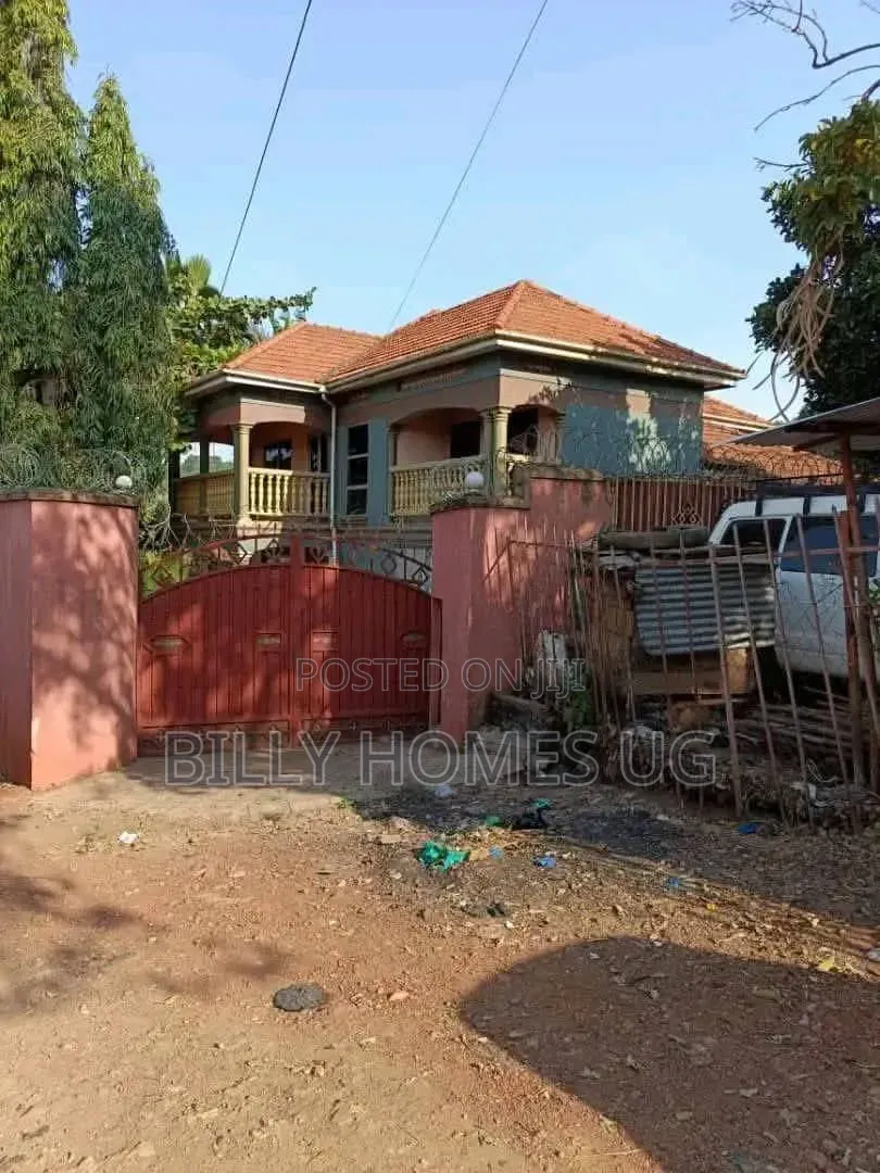 Mini Flat in Makindye for sale