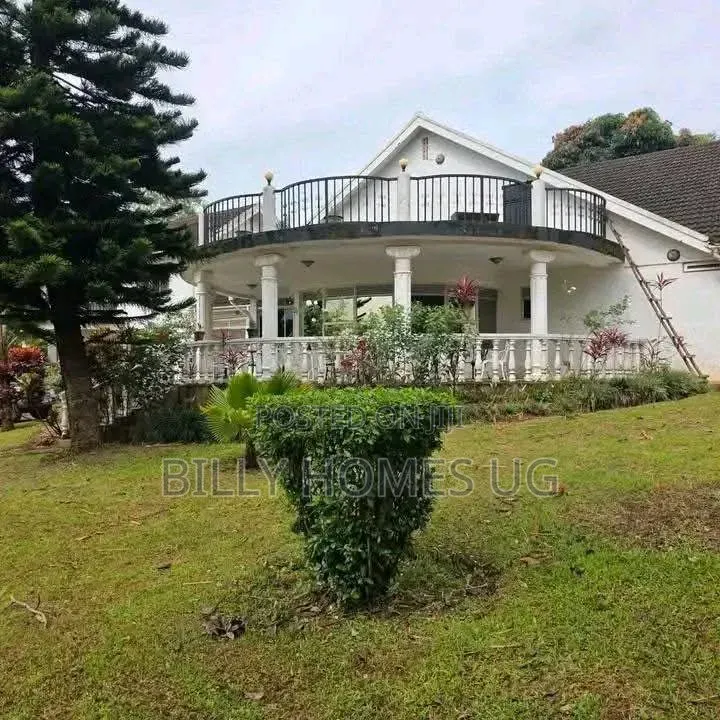 8bdrm Mansion in Nakawa for sale