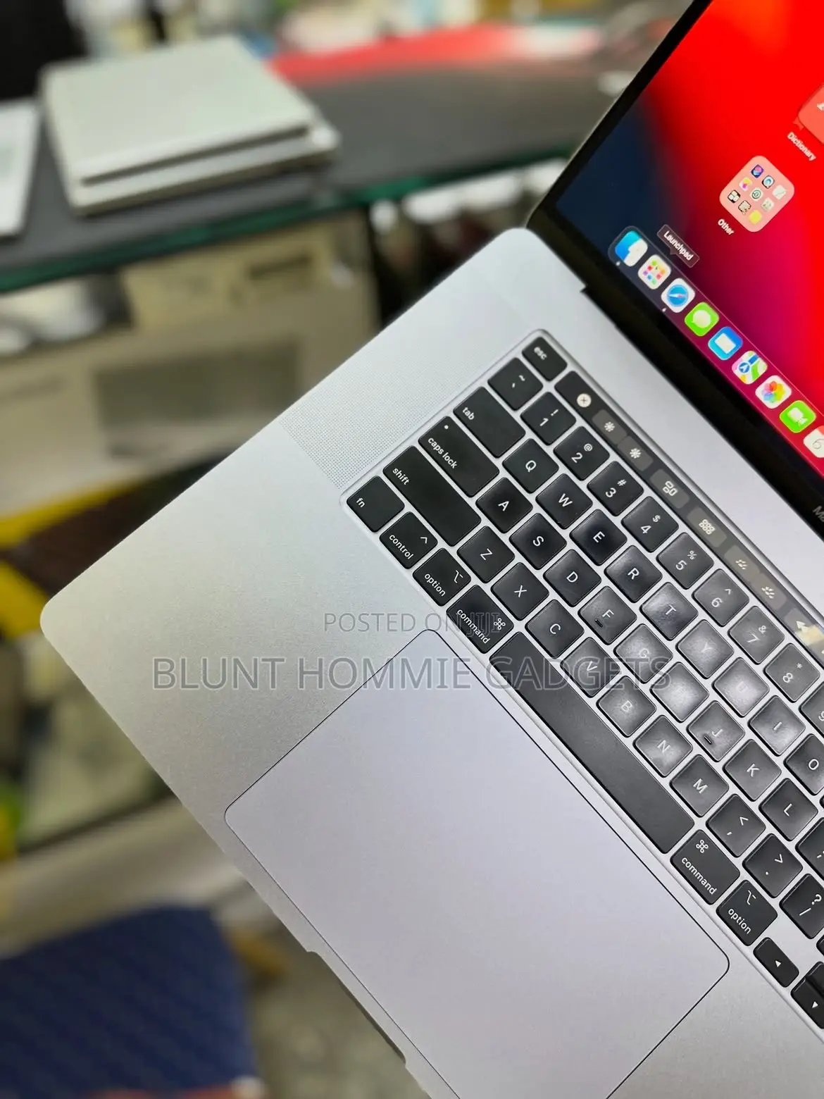 Laptop Apple MacBook Pro 2019 16GB Intel Core i9 SSD 512GB
