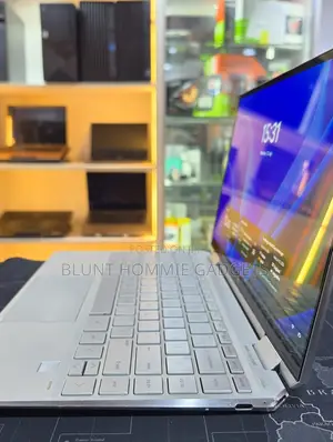 Laptop HP Spectre X360 13 16GB Intel Core i7 SSD 512GB