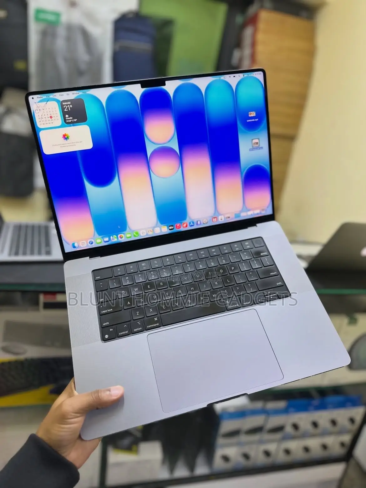 Laptop Apple MacBook Pro 2021 M1 16GB Apple M1 SSD 512GB