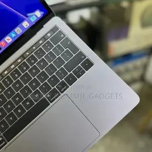 Laptop Apple MacBook Pro 2019 8GB Intel Core i5 SSD 256GB
