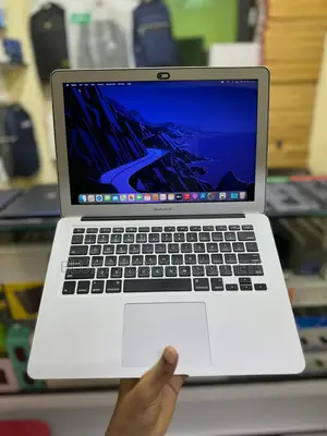 Laptop Apple MacBook Air 2015 8GB Intel Core i5 SSD 256GB