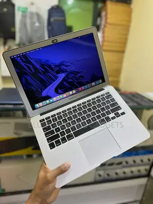 Laptop Apple MacBook Air 2015 8GB Intel Core i5 SSD 256GB