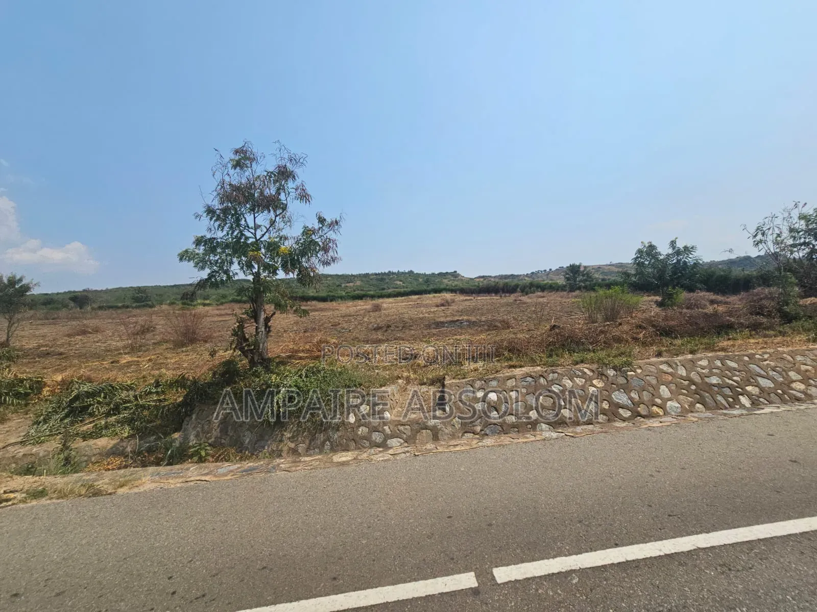 2acres of Land on Sell in Kasese Kikorongo