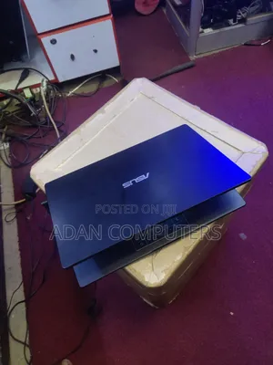 Laptop Asus Vivobook E410M 4GB Intel Celeron SSD 72GB