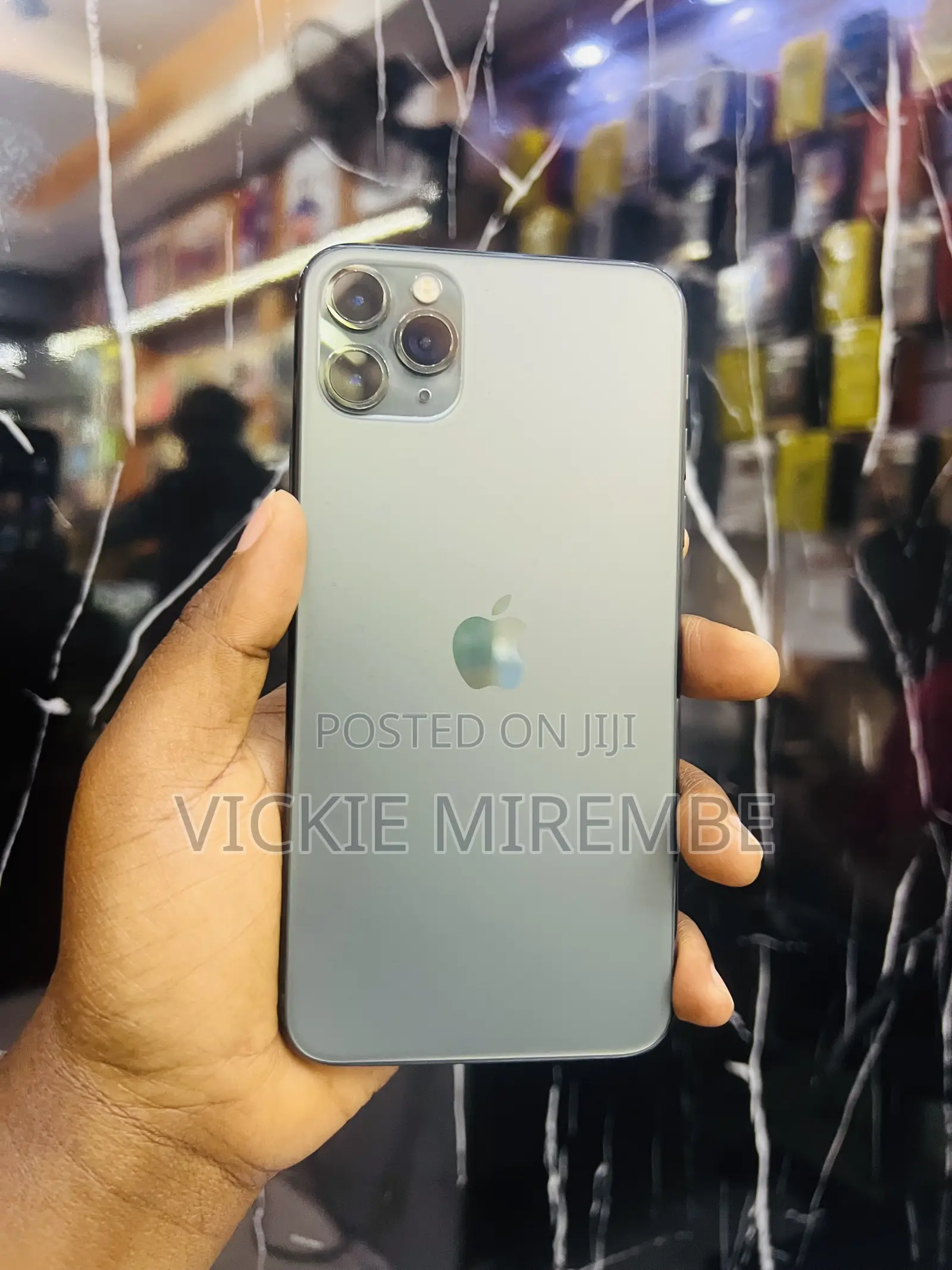 Apple iPhone 11 Pro Max 64 GB Green
