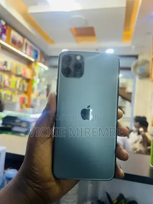 Apple iPhone 11 Pro Max 64 GB Green