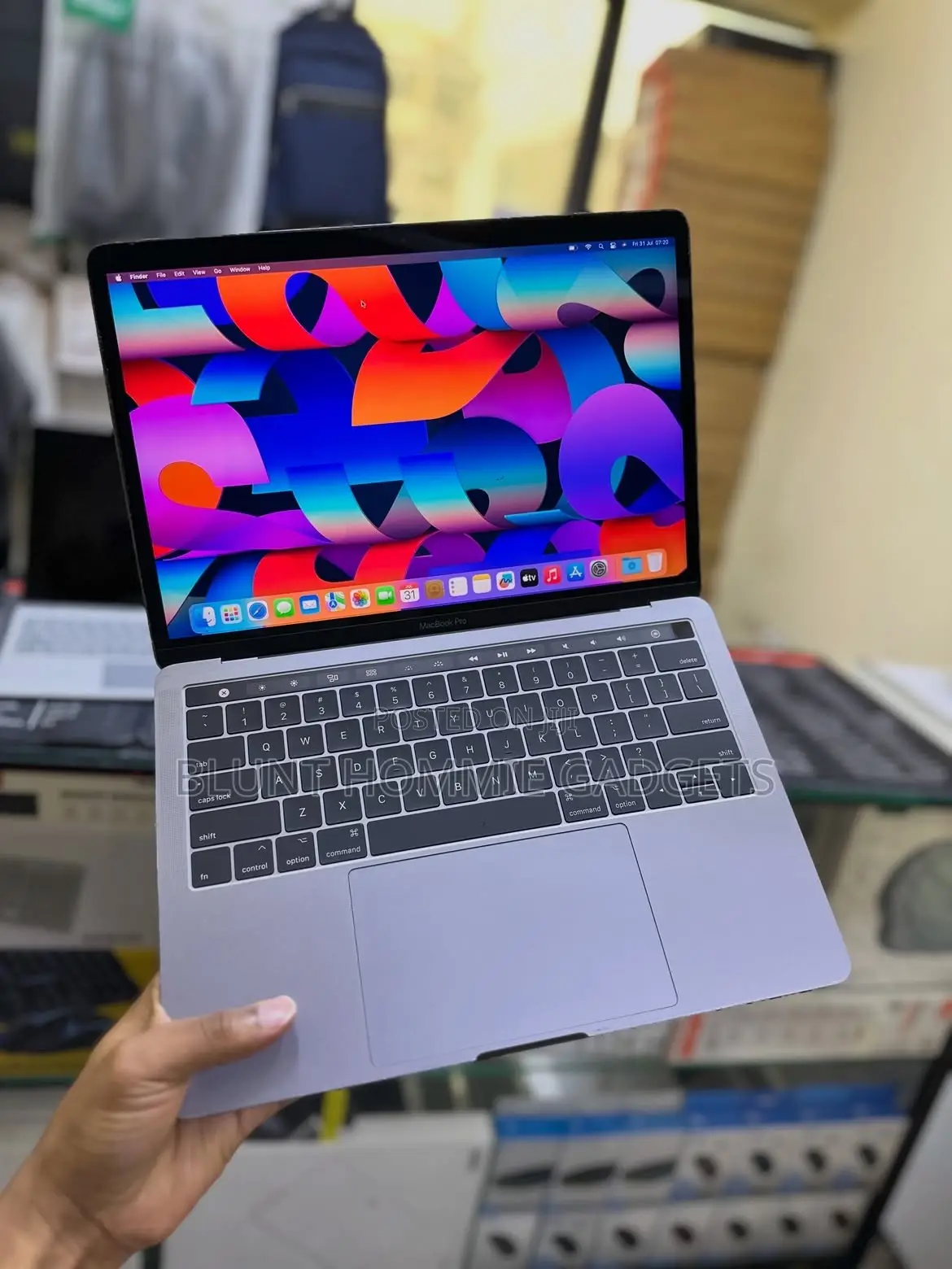 Laptop Apple MacBook Pro 2017 8GB Intel Core i7 SSD 256GB
