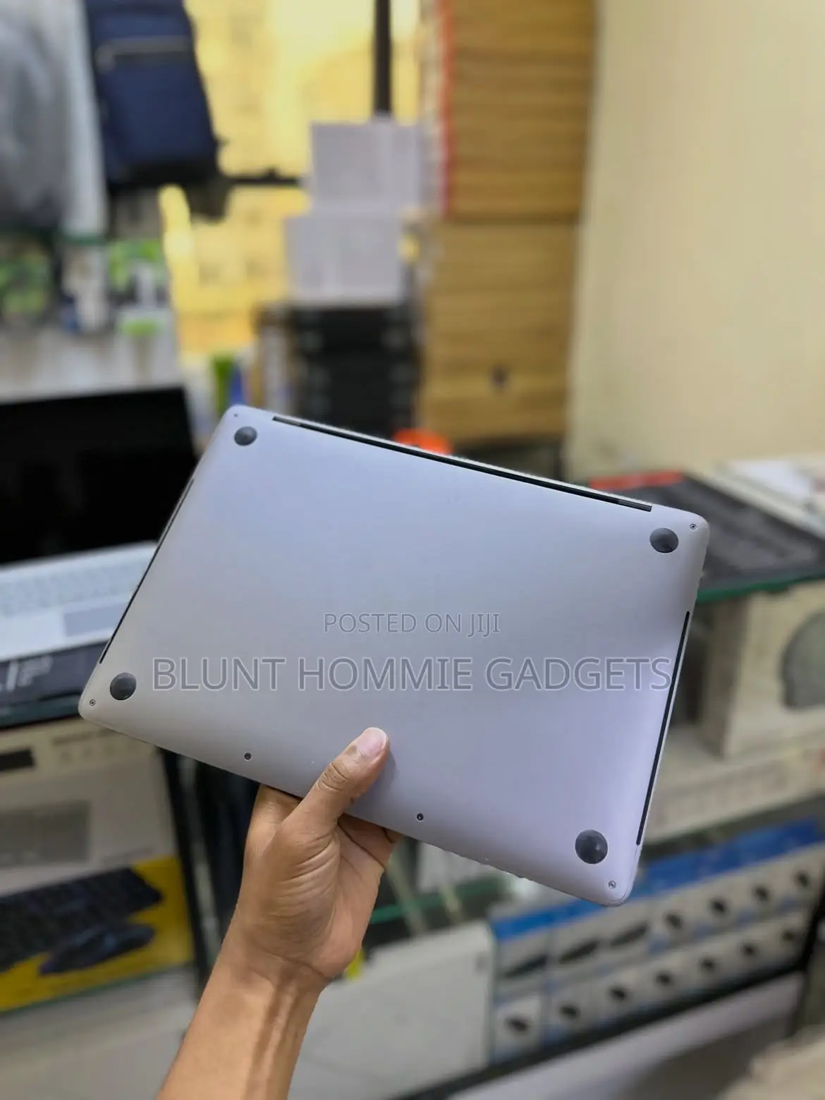 Laptop Apple MacBook Pro 2017 8GB Intel Core i7 SSD 256GB