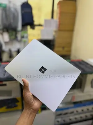 Laptop Microsoft Surface Go 8GB Intel Core i5 SSD 256GB
