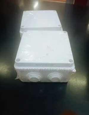 Adaptable Boxes All Sizes 100×100 Mm Brand New