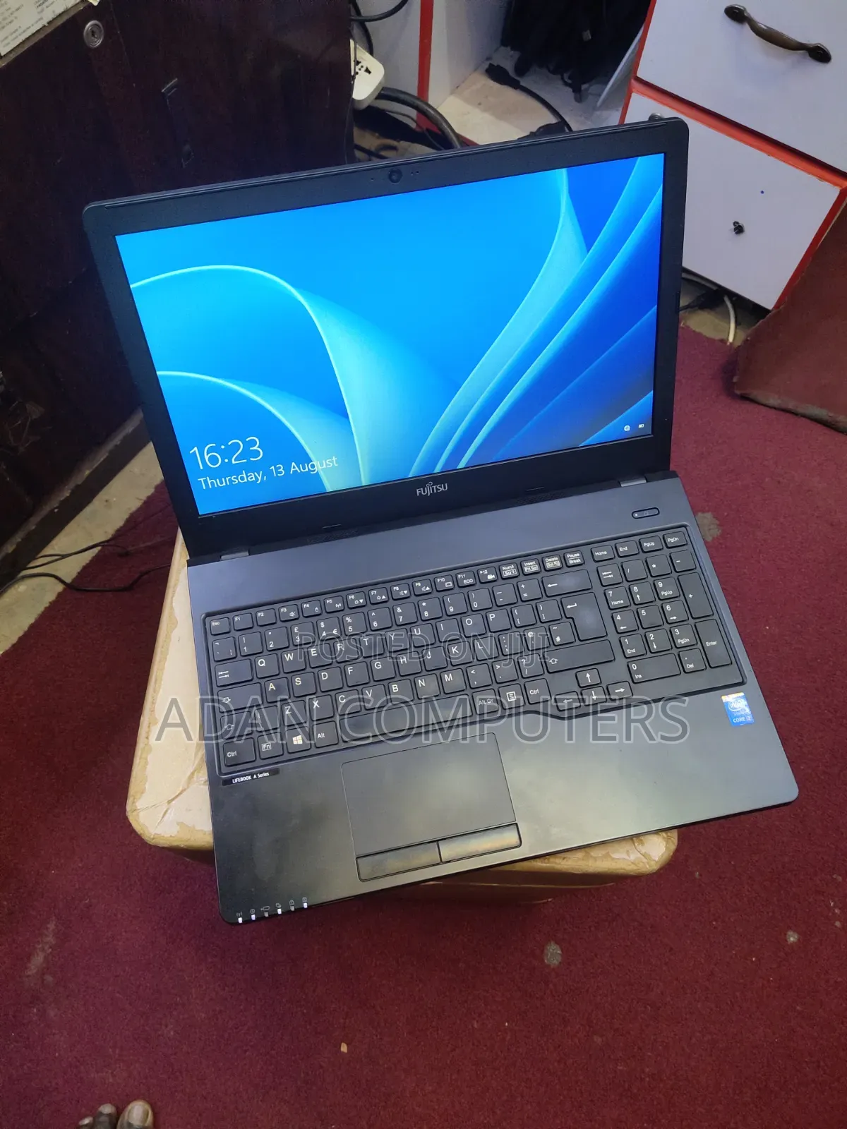 Laptop Fujitsu Lifebook A555 4GB Intel Core i3 HDD 500GB