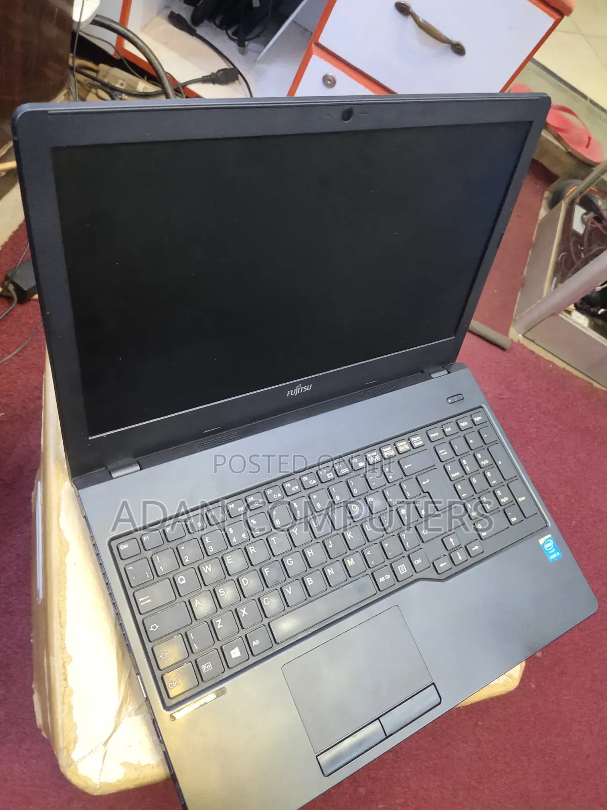 Laptop Fujitsu Lifebook A555 4GB Intel Core i3 HDD 500GB