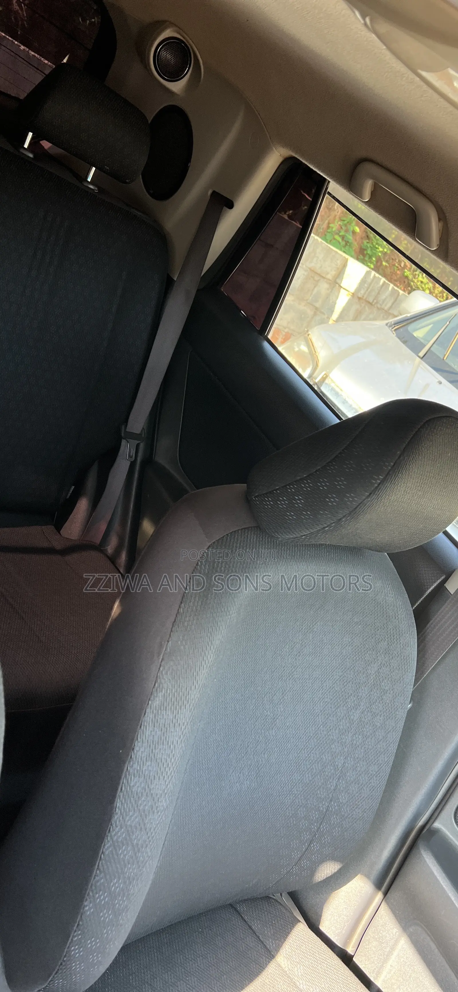 Toyota Corolla Rumion Hatchback 1.5 FWD 2009 Black