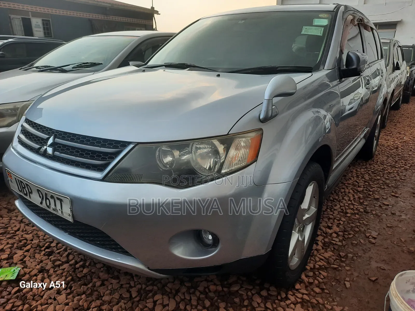 Mitsubishi Outlander 2010 Silver