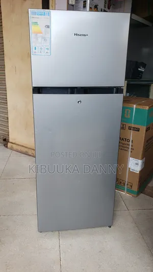 Hisence 270Litres Fridge