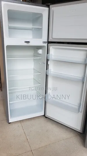 Hisence 270Litres Fridge