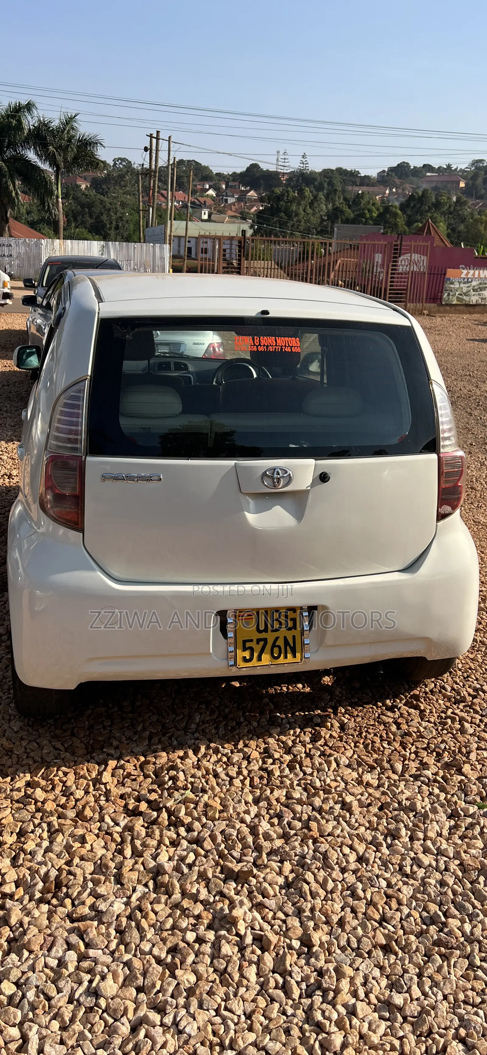 Toyota Passo 1.0 AWD 2009 White