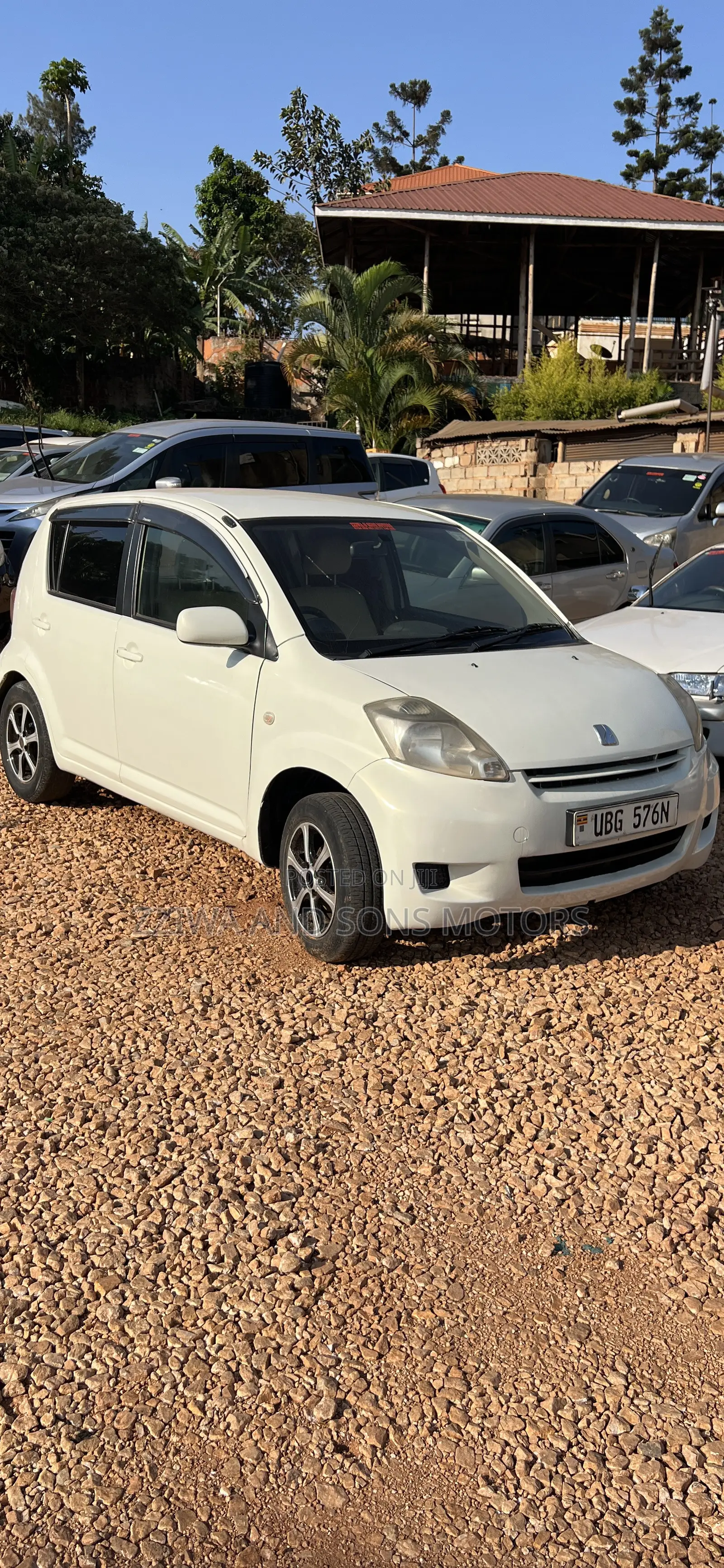 Toyota Passo 1.0 AWD 2009 White