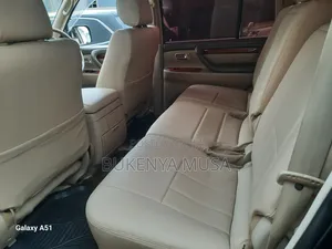 Toyota Land Cruiser 2005 Black