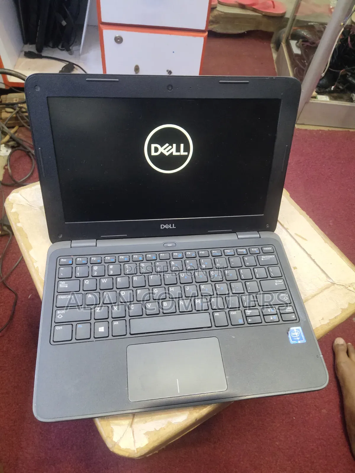 Laptop Dell Latitude 3190 8GB Intel Celeron SSD 128GB