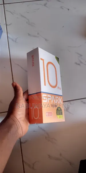 New Tecno Spark 10 Pro 256 GB Blue