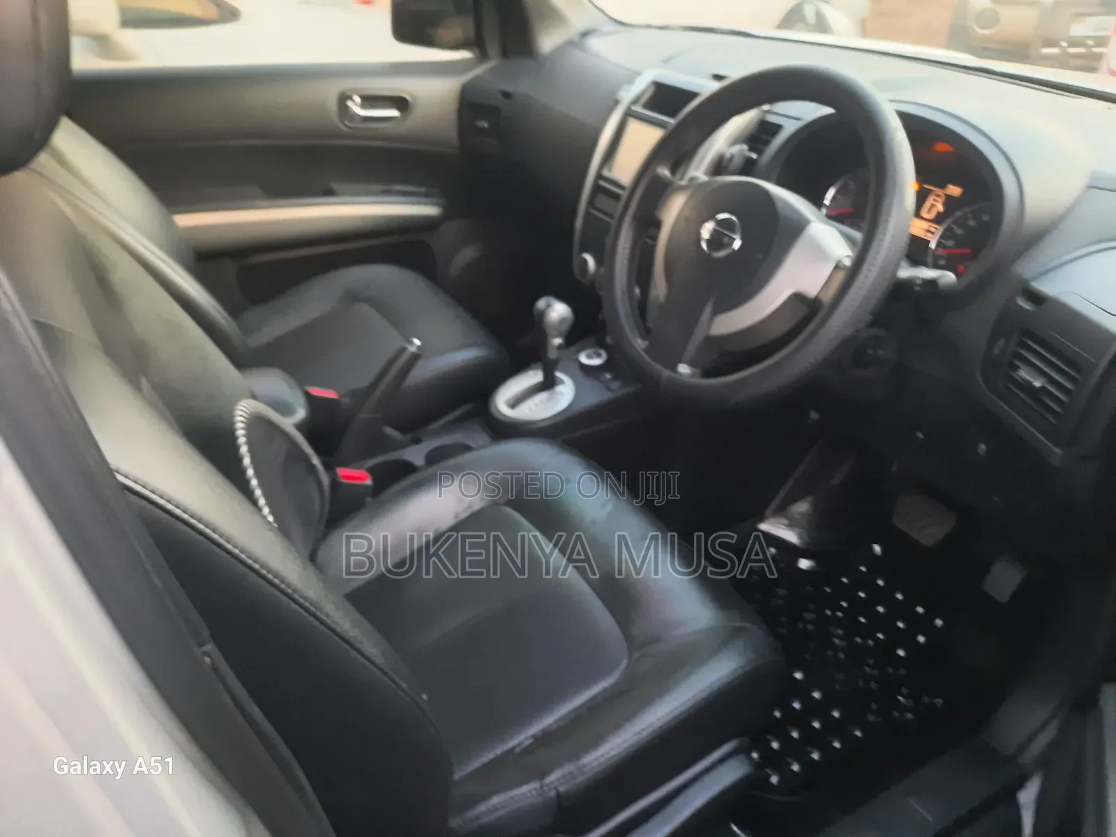 Nissan X-Trail 2011 Silver