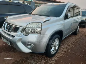 Nissan X-Trail 2011 Silver