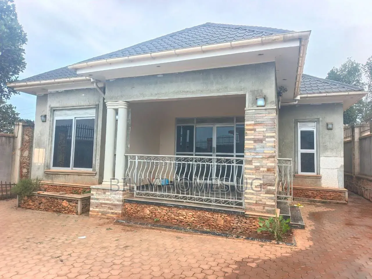 3bdrm House in Goma for sale