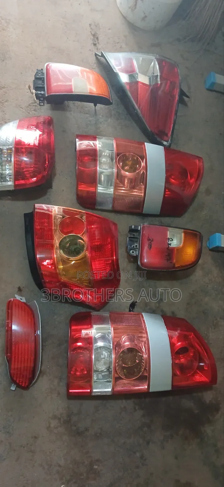 Toyota Cars Tail Lights
