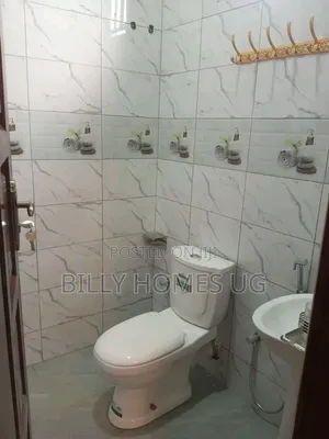 3bdrm House in Ssabagabo-Makindye for sale