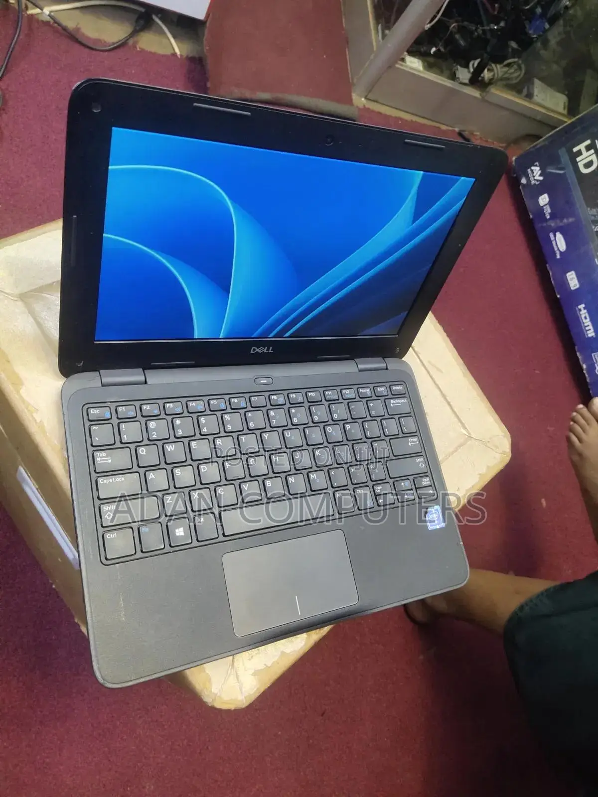 Laptop Dell Latitude 3190 8GB Intel Celeron SSD 128GB