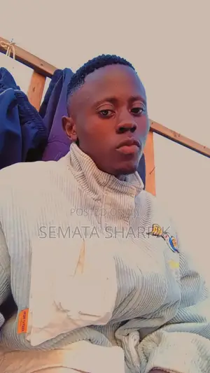 Fuel Pump and Shop Attendant