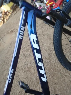 Brand New Mountain Bike Size 26 With Lockable Front Suspension