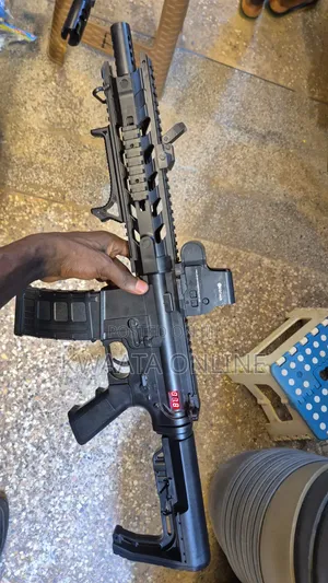 M4-Style 818 Tactical Carbine Replica -Gel Blaster Soft Bullet Toy