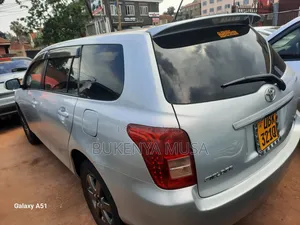 Toyota Corolla Fielder 2010 Silver