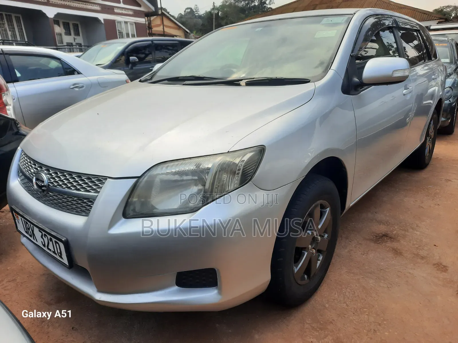 Toyota Corolla Fielder 2010 Silver