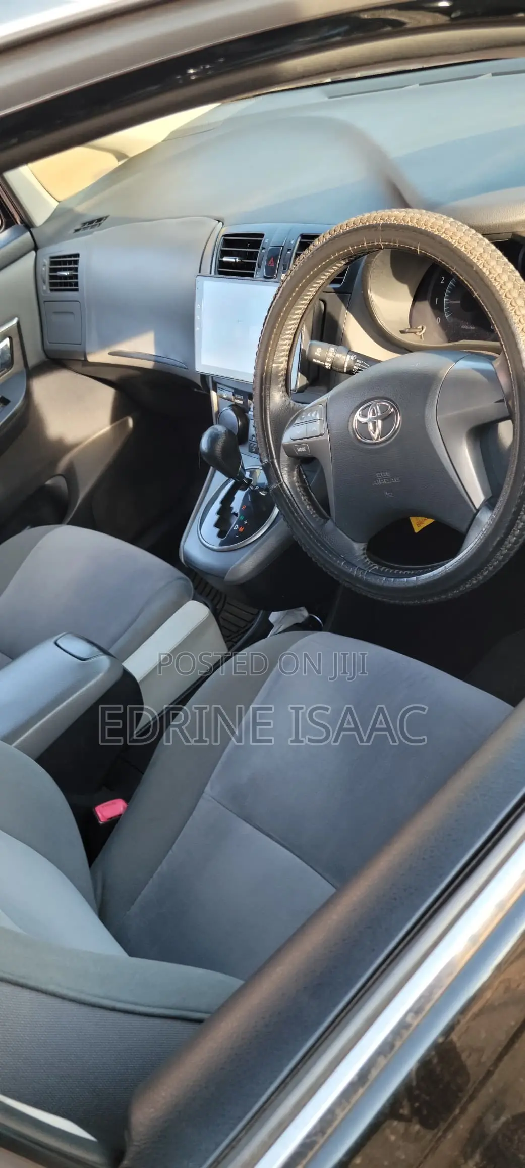 Toyota Mark X Zio 2.4 FWD (7 seater) 2010 Black