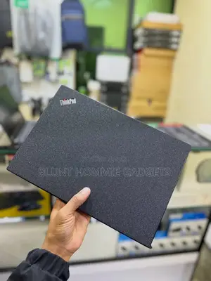 New Laptop Lenovo ThinkPad X390 8GB Intel Core i5 SSD 256GB