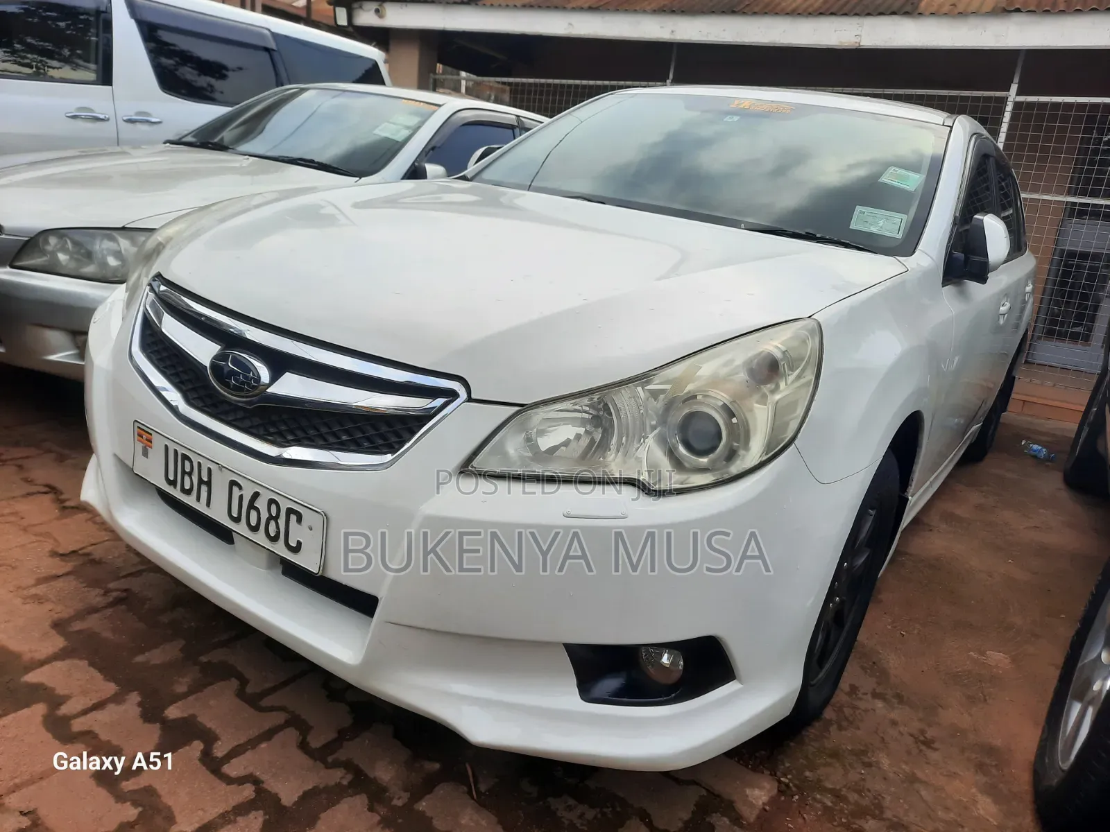 Subaru Legacy 2010 White