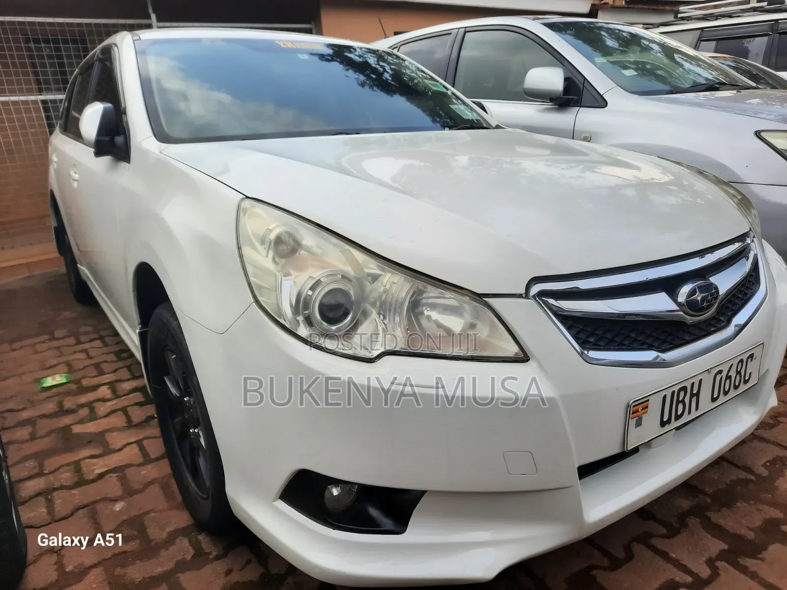 Subaru Legacy 2010 White