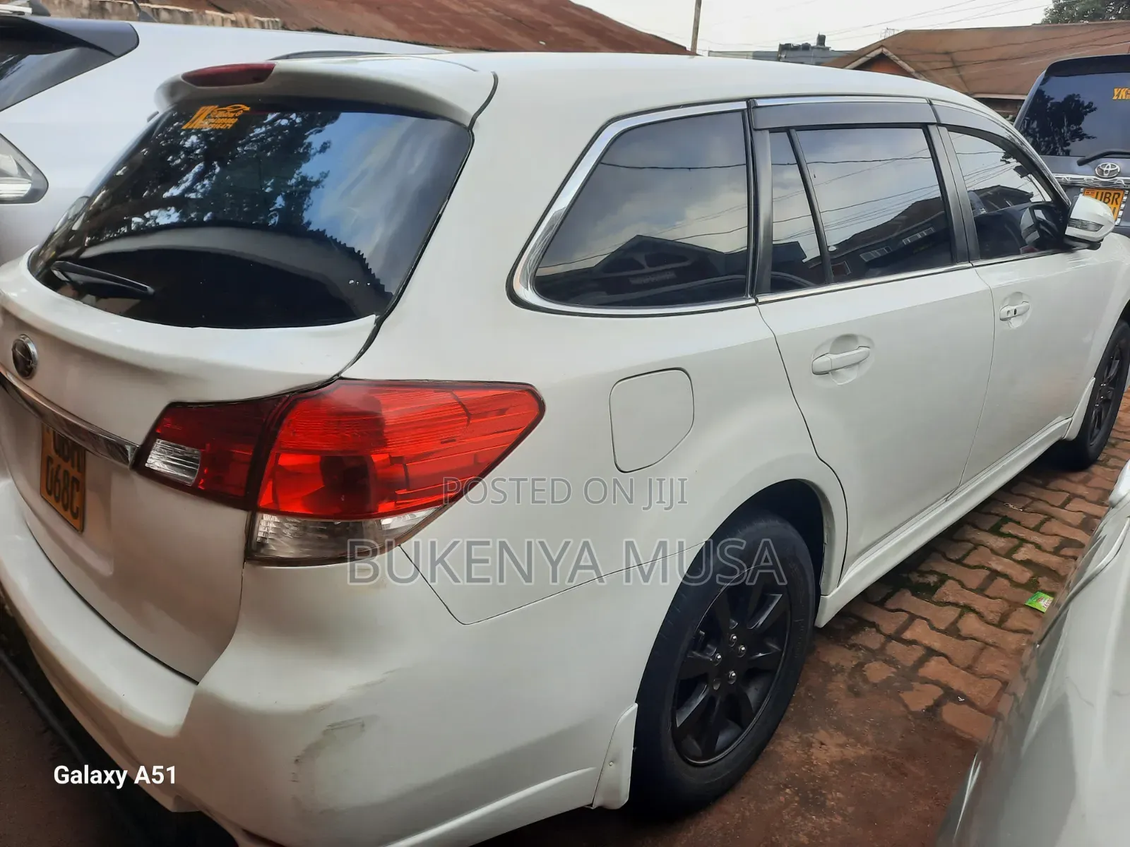 Subaru Legacy 2010 White