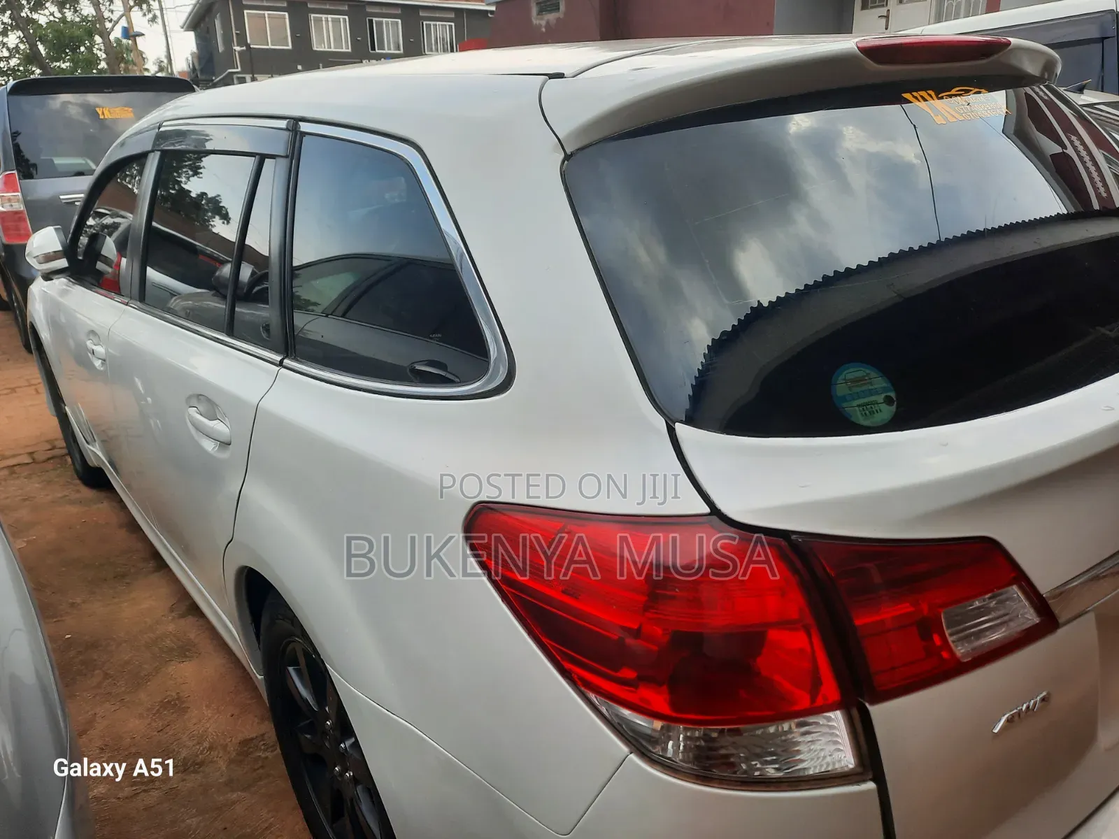 Subaru Legacy 2010 White
