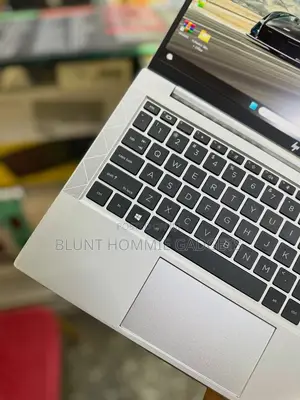 Laptop HP EliteBook 830 G7 8GB Intel Core i5 SSD 256GB