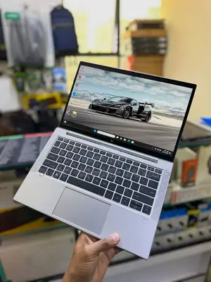 Laptop HP EliteBook 830 G7 8GB Intel Core i5 SSD 256GB