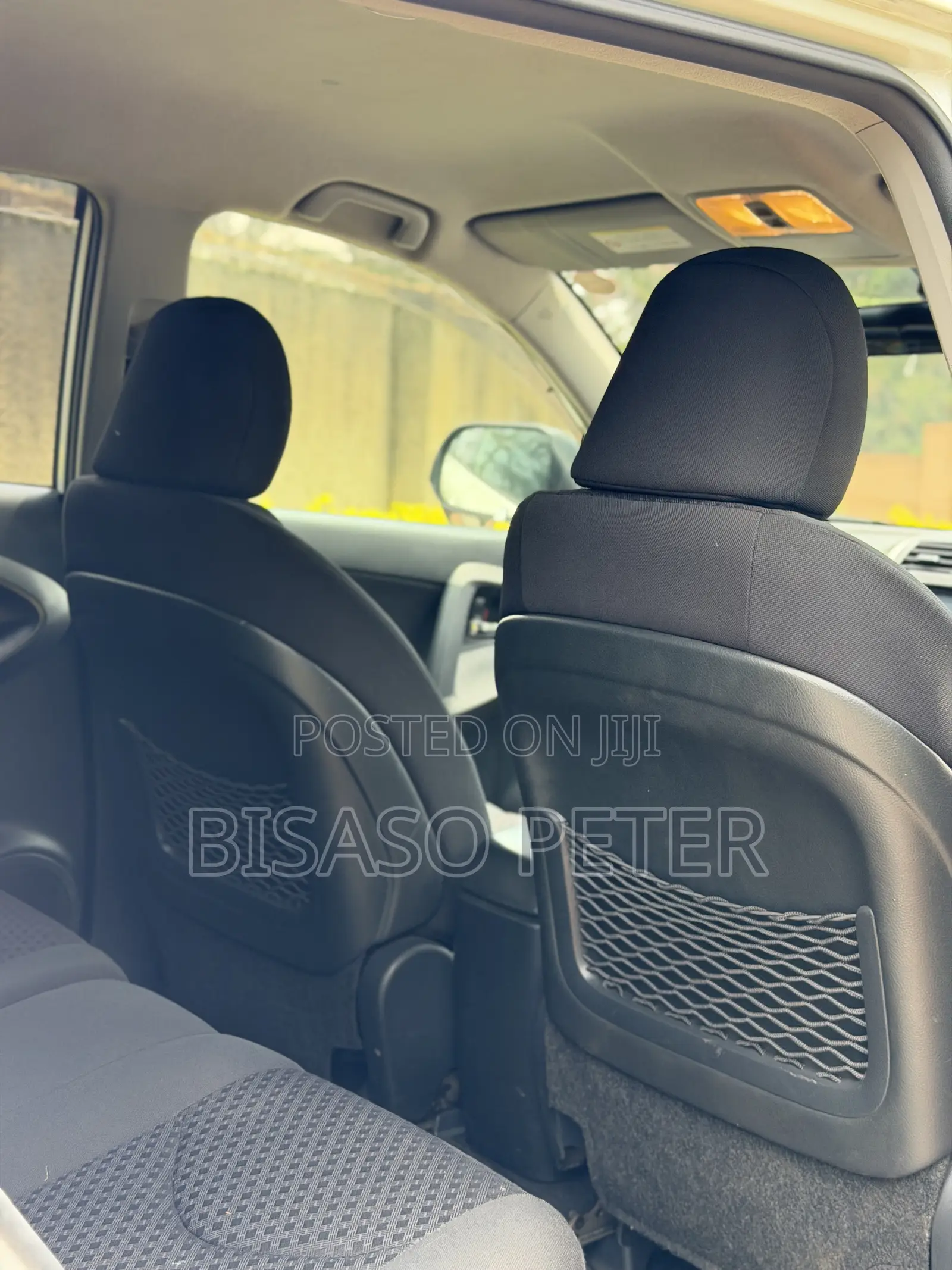 Toyota Vanguard 2011 White