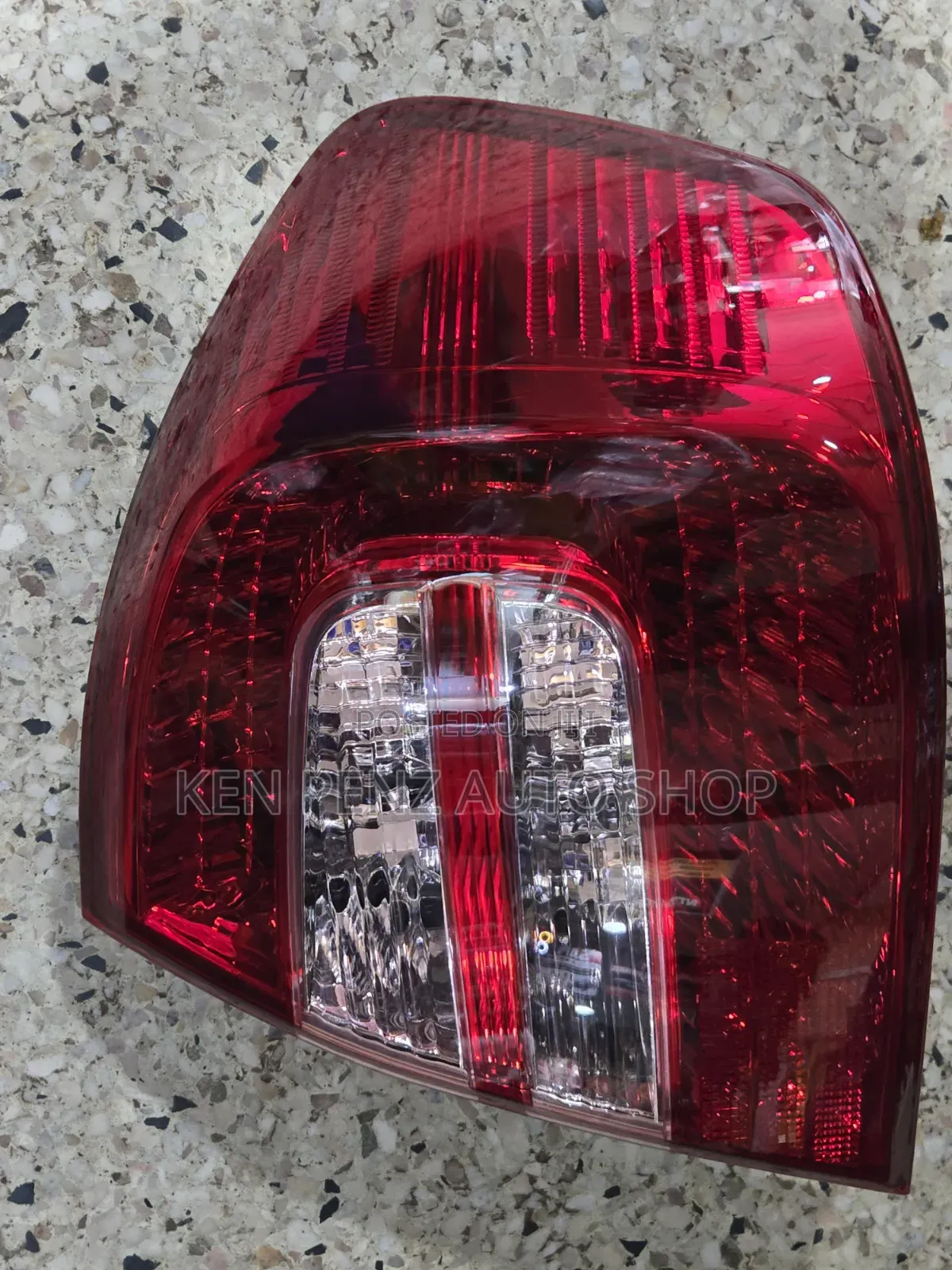 Premio C 2005 - 2007 Taillamp