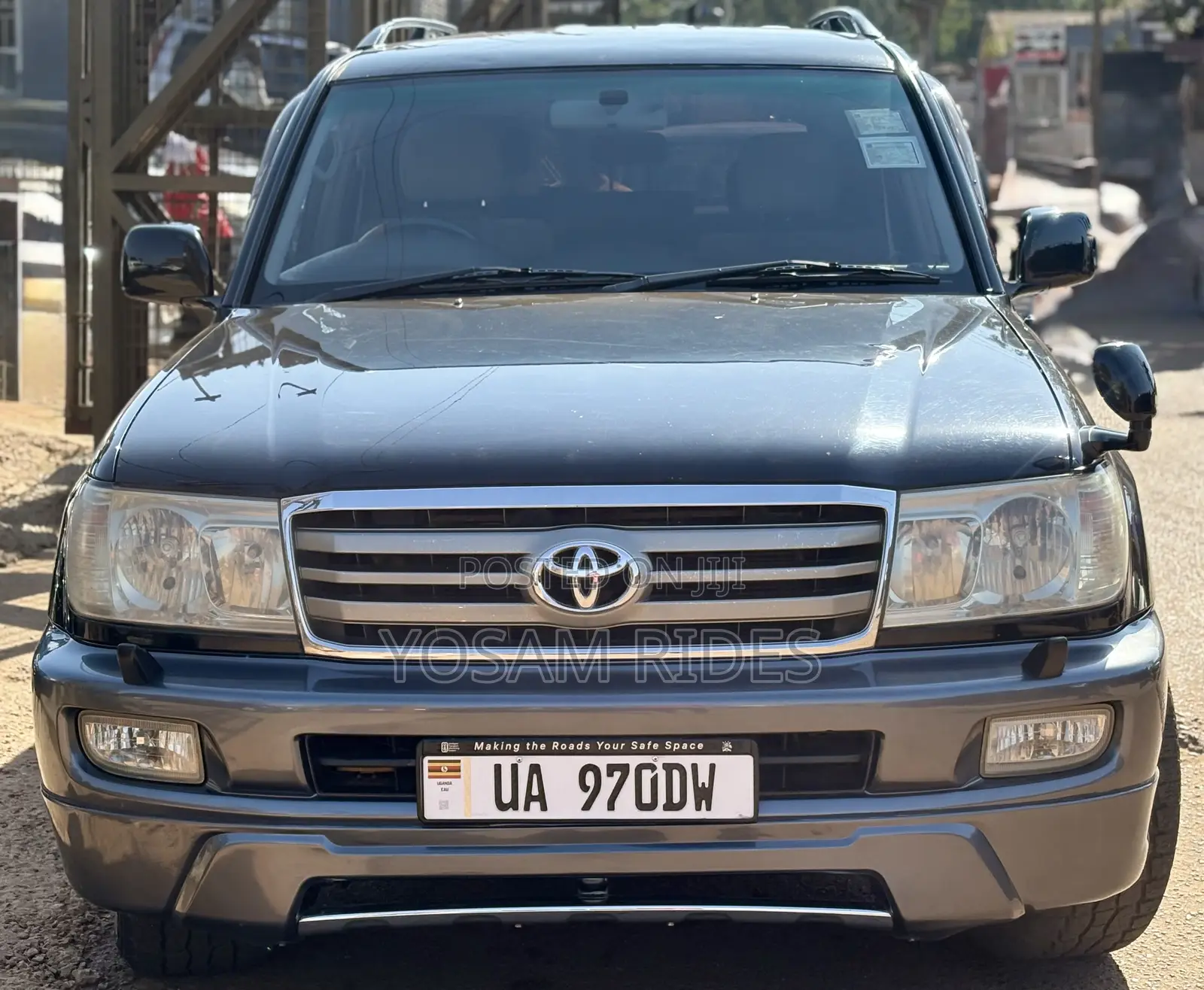 Toyota Land Cruiser Cygnus 4.7 2004 Black