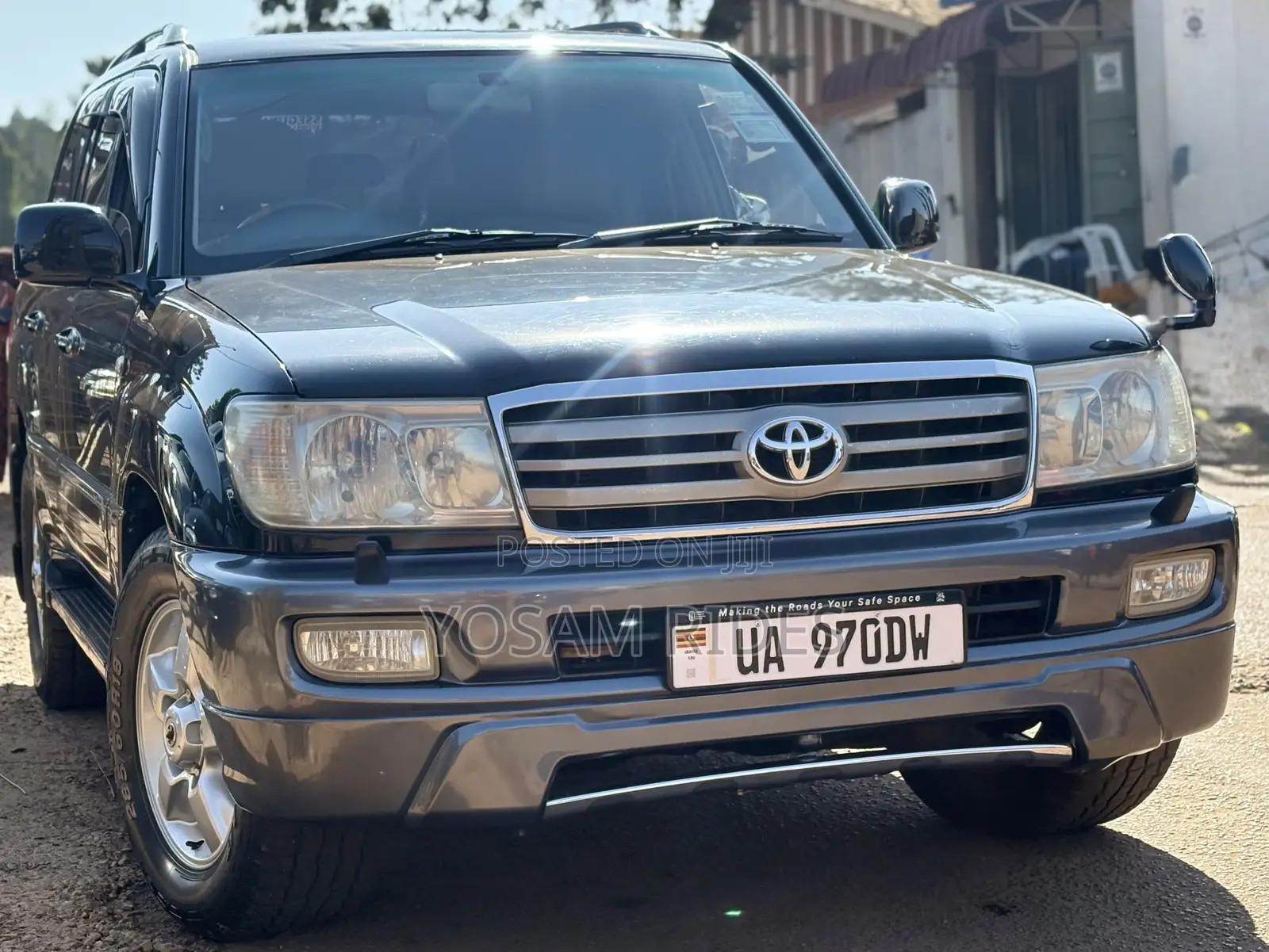 Toyota Land Cruiser Cygnus 4.7 2004 Black